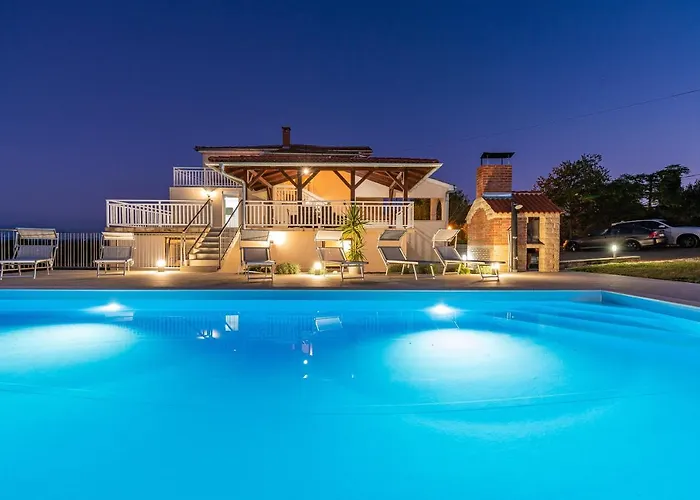 Vila Luna Apartments