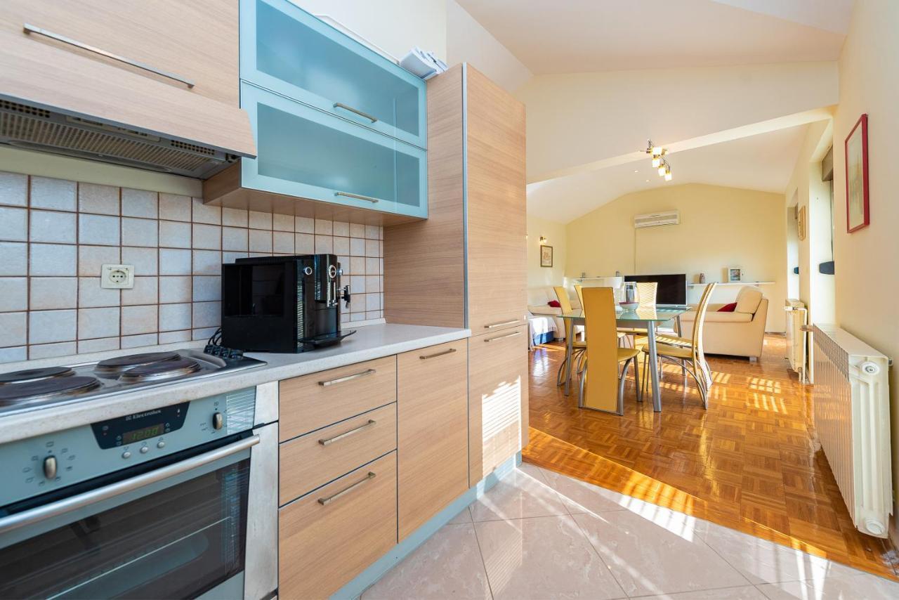 Apartment Luna Zadar